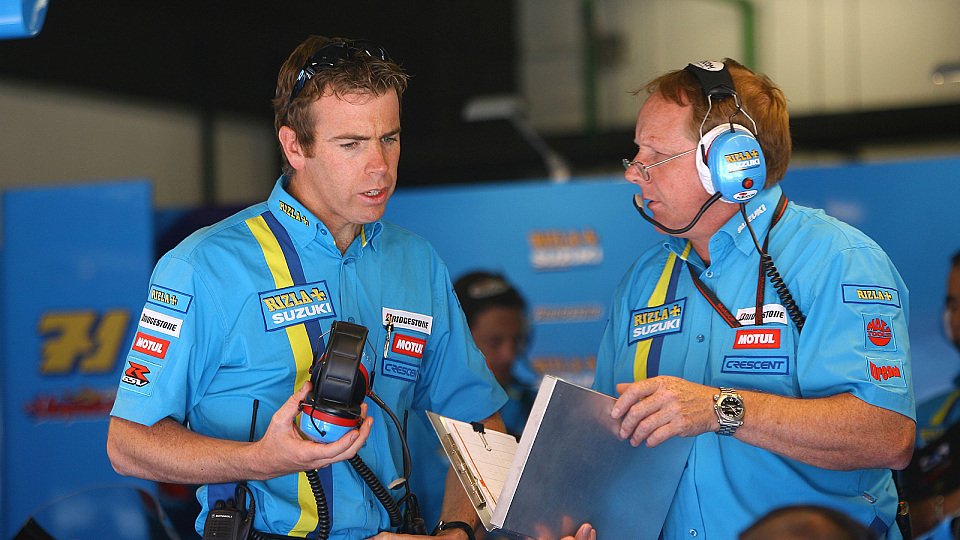 Paul Denning denkt schon intensiv über die Verbesserungen für 2008 nach, Foto: Rizla Suzuki Paul Denning denkt schon intensiv über die Verbesserungen für 2008 nach, Foto: Rizla Suzuki