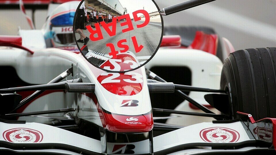 Anthony Davidson war heute der schnellere Super Aguri-Pilot., Foto: Sutton