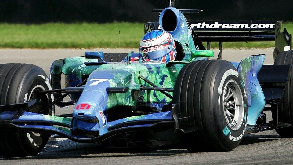 Nach dem Wiegen war Buttons Auto ganz anders., Foto: Sutton