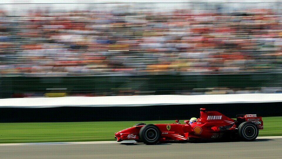 Ferrari baut auf den Rennspeed., Foto: Sutton