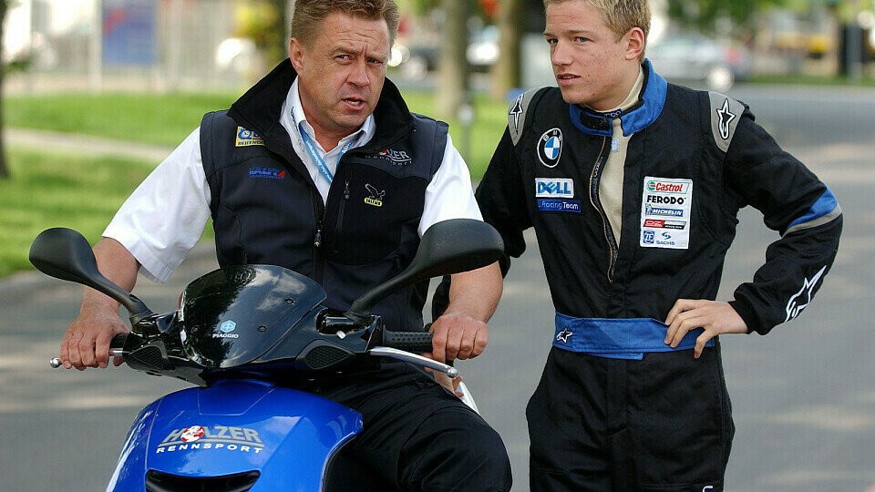 Jens Höing mit seinem Teamchef, Foto: BMW