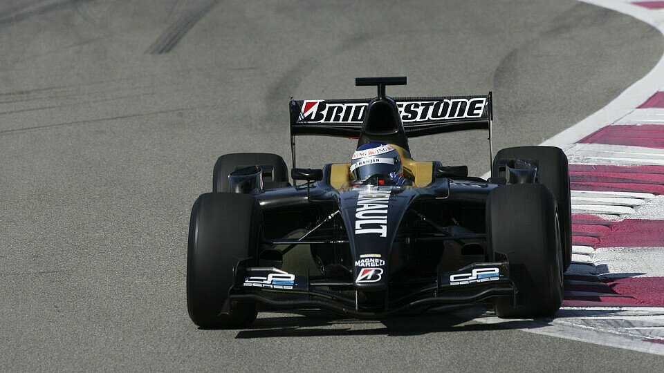 Nelson Piquet testen den neuen Wagen in Le Castellet, Foto: GP2 Series Nelson Piquet testen den neuen Wagen in Le Castellet, Foto: GP2 Series