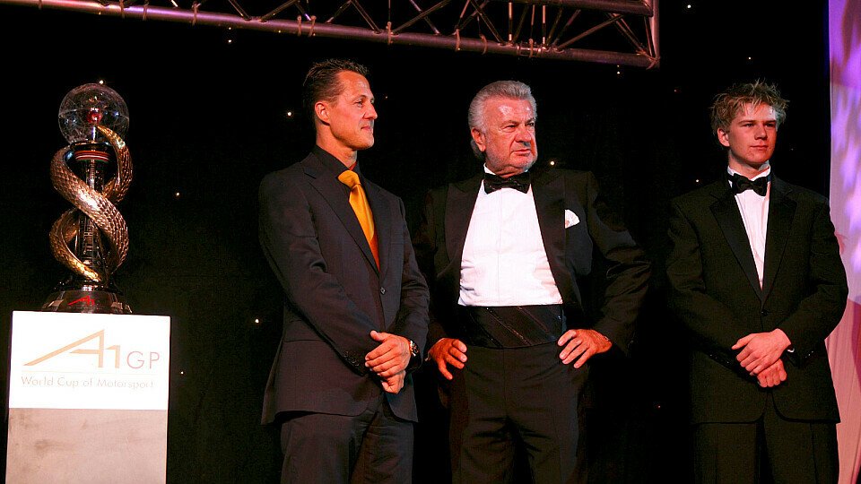 Schumacher hat es schon geschafft, jetzt will Weber auch Hülkenberg dorthin bringen., Foto: A1GP
