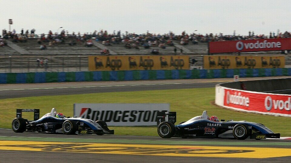 Grosjean und Kobayashi stehen in der ersten Reihe, Foto: F3 EuroSerie