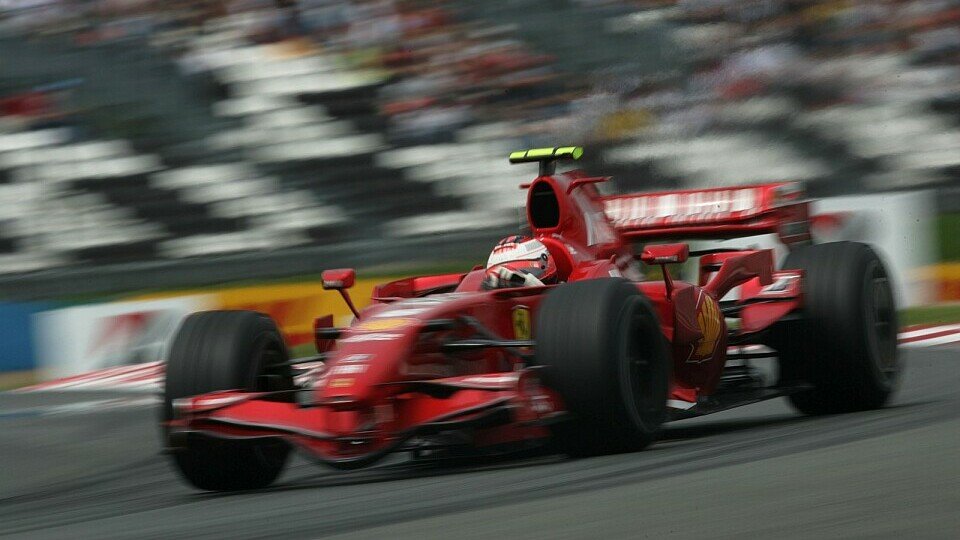 Kimi ist zurück - aber Ferrari war nie weg., Foto: Sutton