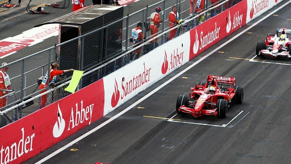 Probleme, wie das von Felipe Massa in Silverstone, sollen nicht mehr vorkommen, Foto: Sutton