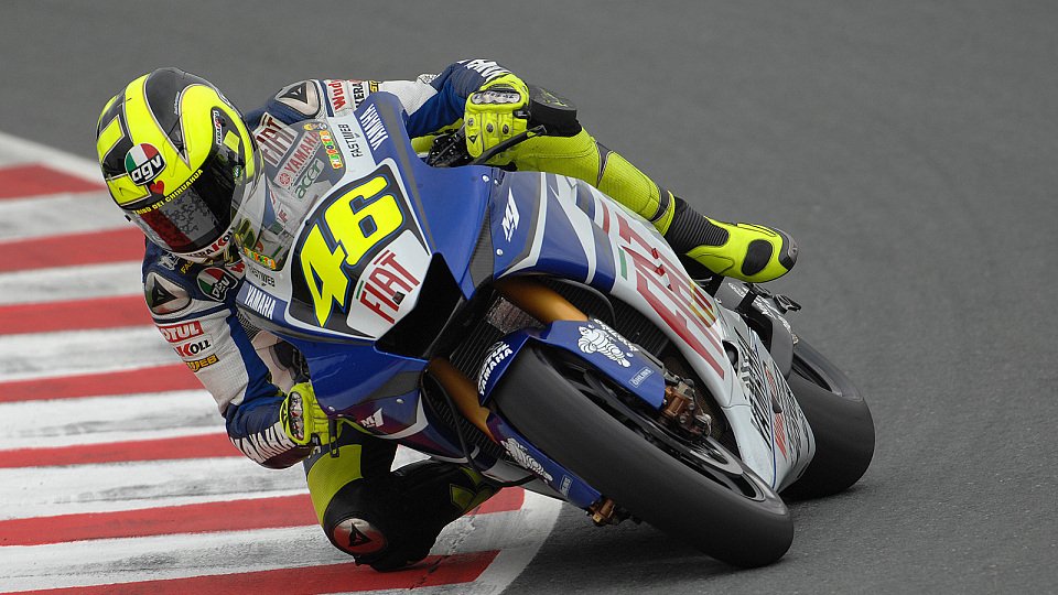 Valentino Rossi sieht noch alle Chancen, Foto: Fiat Yamaha