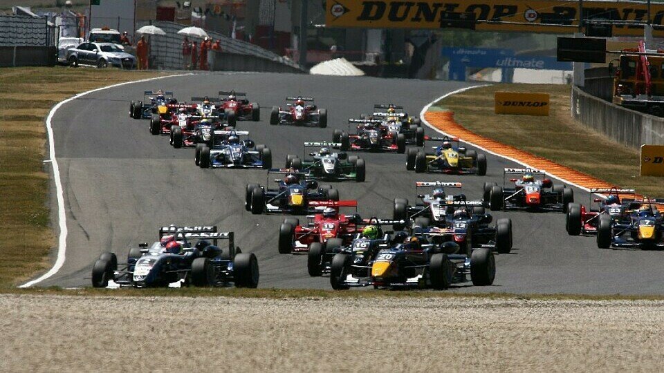 Bis dahin sah es noch ganz gut aus..., Foto: F3 EuroSerie Bis dahin sah es noch ganz gut aus..., Foto: F3 EuroSerie