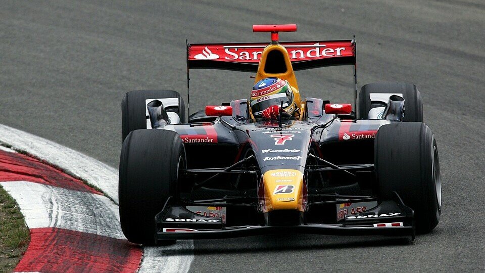 Bruno Senna erlebte eine Enttäuschung., Foto: Bumstead/Sutton Bruno Senna erlebte eine Enttäuschung., Foto: Bumstead/Sutton