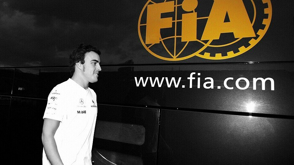 Fernando Alonso musste schon öfter den Gang zu den Rennkommissaren antreten., Foto: Sutton
