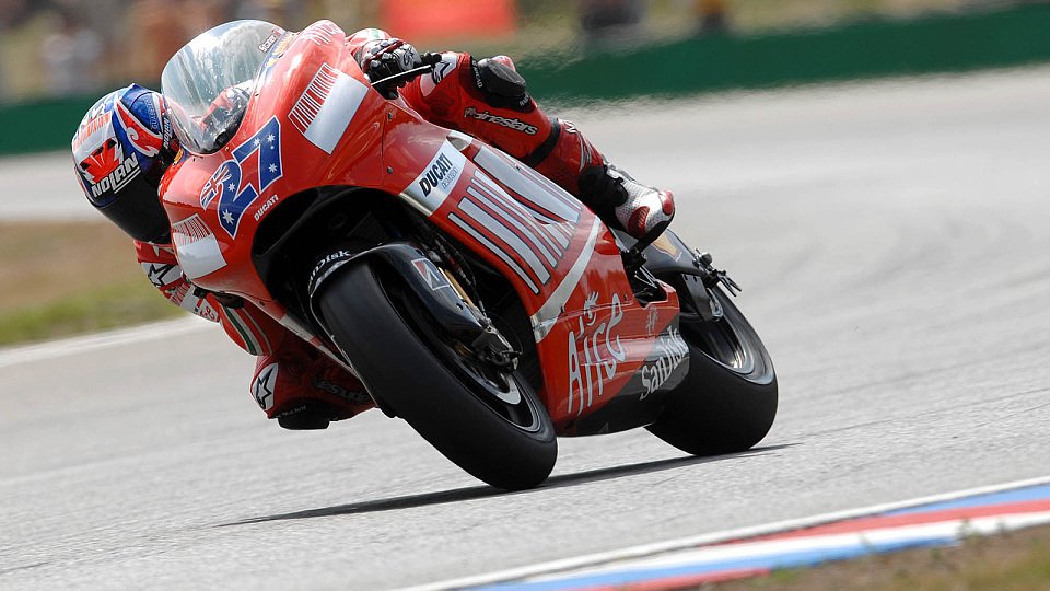 Laut Livio Suppo steht Casey Stoner über den Reifen, Foto: Ducati