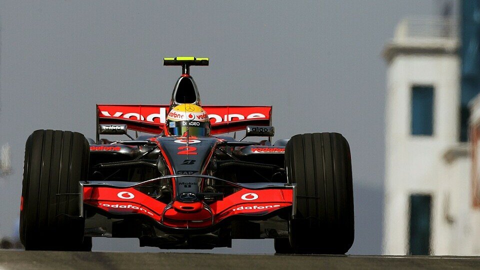 Lewis Hamilton war der Schnellste am Nachmittag., Foto: Sutton