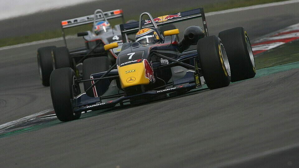 Sébastien Buemi rechnet sich einiges aus, Foto: F3 EuroSerie