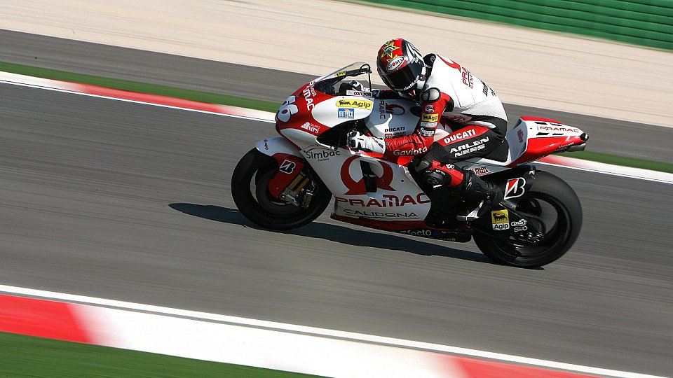 Alex Hofmann war zuletzt 2007 in der MotoGP unterwegs. Jetzt ist er TV-Experte und Aprilia-Testpilot, Foto: Natenco