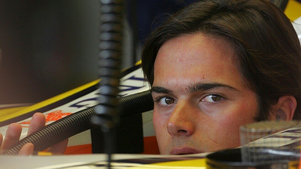 Nelson Piquet Jr. steht bei einigen bereits hoch im Kurs, Foto: Sutton
