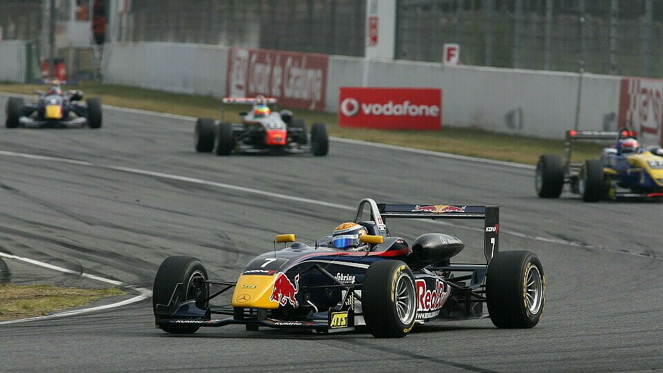 Zweiter Saisonsieg für Sébastien Buemi, Foto: F3 EuroSerie