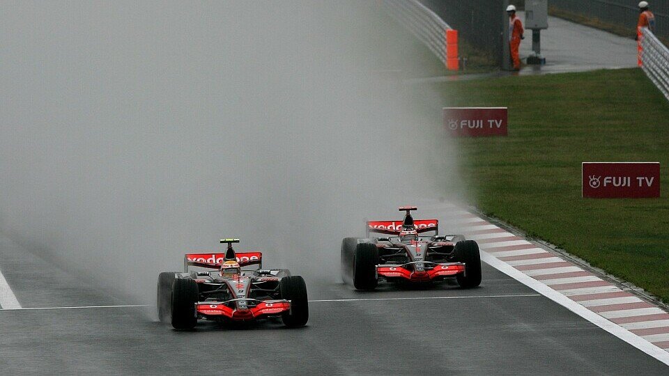 Alonso will Hamilton noch überholen., Foto: Sutton