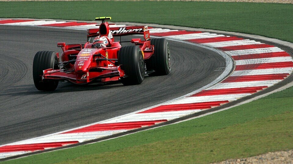 Räikkönen setzte sich hauchdünn durch., Foto: Sutton