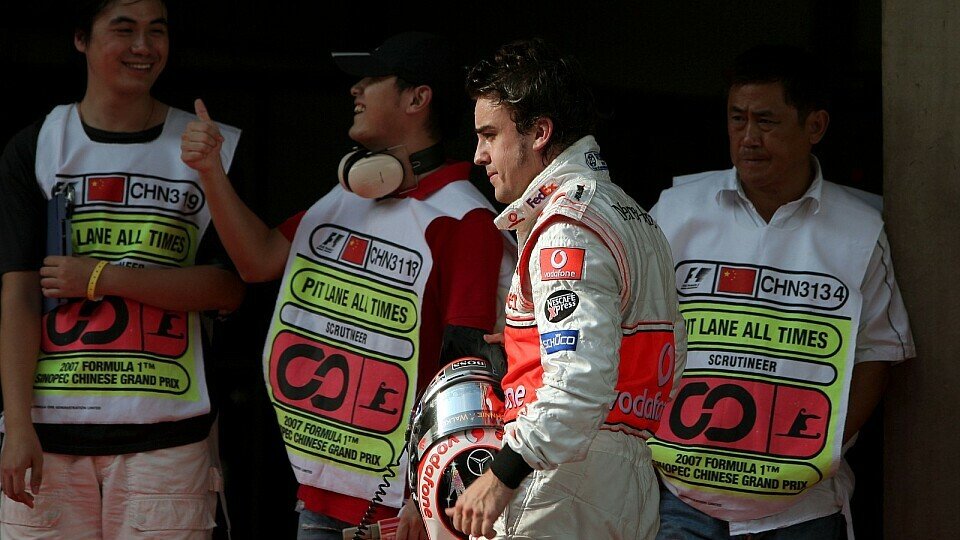 Alonso ist von seinem Team enttäuscht., Foto: Sutton