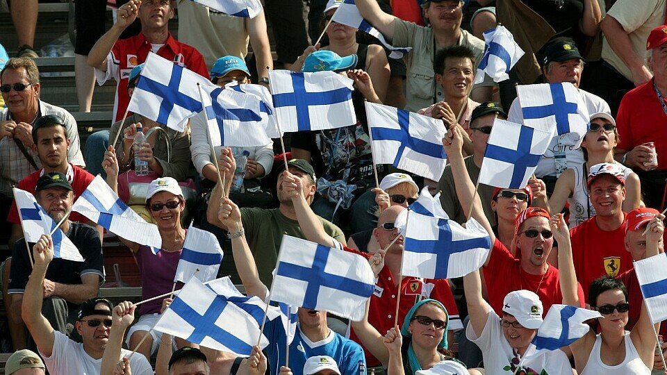 Heikki Kovalainen hält für Finnland, Foto: Sutton