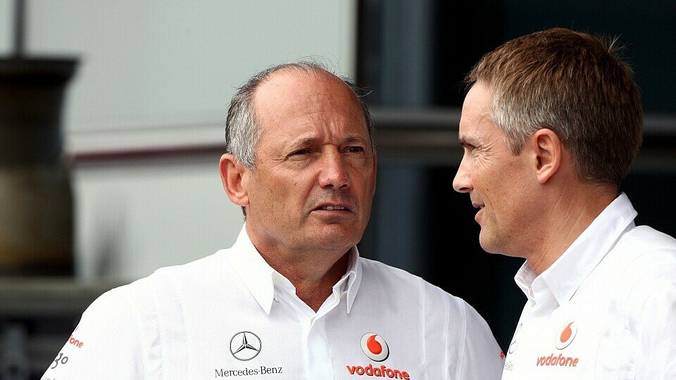 Martin Whitmarsh und ganz McLaren stehen hinter Ron Dennis, Foto: Sutton