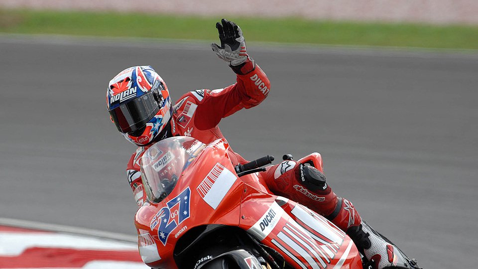 Im Jahr 2007 holte Casey Stoner den WM-Titel für Ducati. Gern hätte man ihn auch in 2011 behalten, denn bereits im November 2009 lag dem Australier ein Vertrag aus Bologna vor., Foto: Ducati