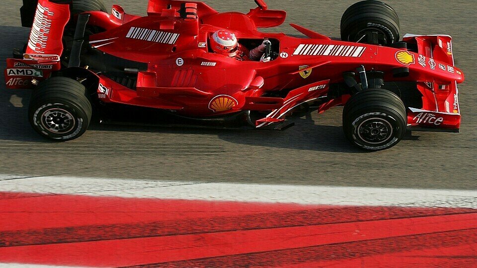Nicht nur Ferrari und Michael Schumacher beschäftigten sich mit der Einheitselektronik., Foto: Sutton