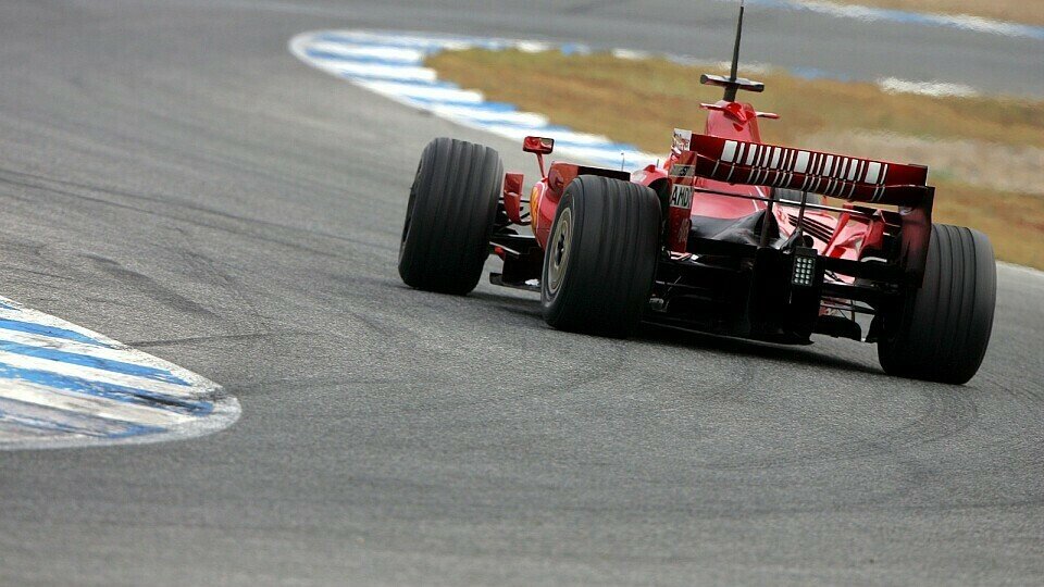 Geht es nach Fisichella wird Ferrari wieder einsam Runden drehen..., Foto: Sutton