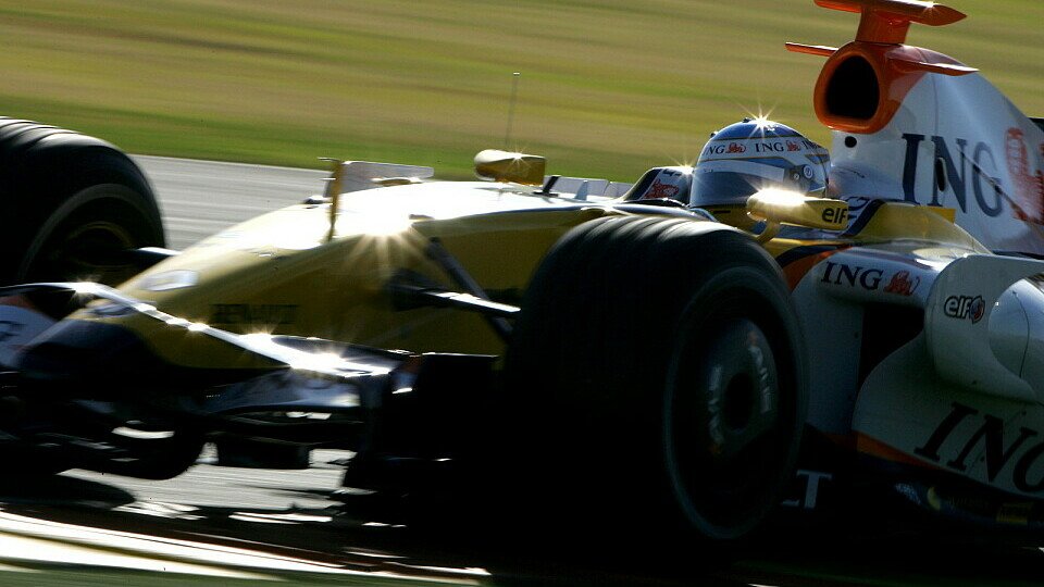 Fernando Alonso sieht seine Stellung im Team nicht in Gefahr., Foto: Sutton