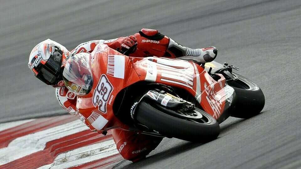 Auch Marco Melandri konnte sich freuen, Foto: Ducati