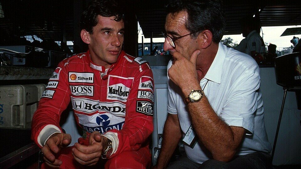 Ayrton Senna und sein Vater beim Mexiko GP 1990., Foto: Sutton