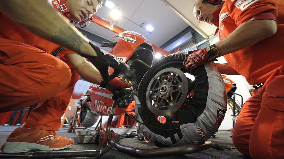 Einheitliche Reifen in der MotoGP: Einsatz Bridgestone., Foto: Ducati