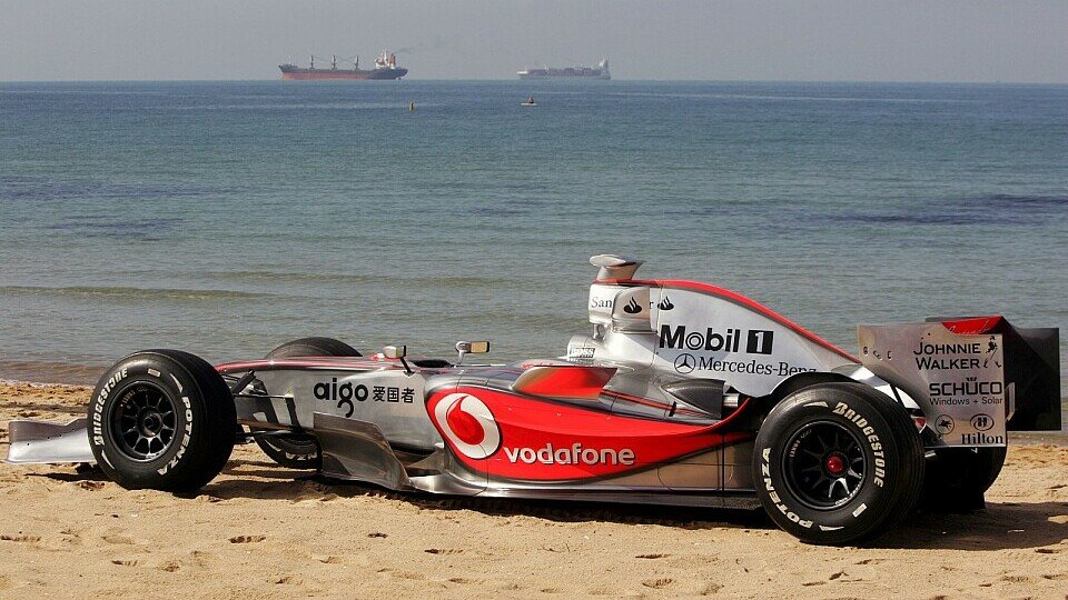 Die Formel 1 sitzt am chinesischen Strand fest., Foto: Sutton