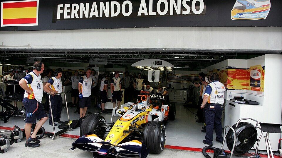 Bei Fernando Alonso spielte das Getriebe nicht ganz mit, Foto: Sutton