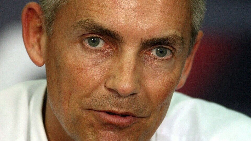 Martin Whitmarsh sah bei seinen Fahrern keine Schuld, Foto: Sutton Martin Whitmarsh sah bei seinen Fahrern keine Schuld, Foto: Sutton
