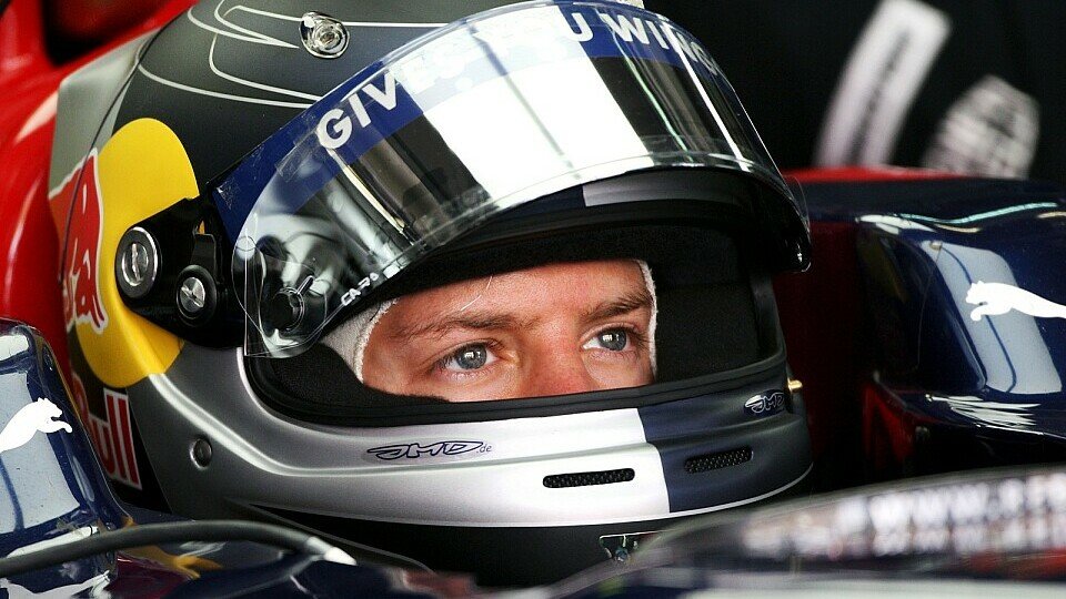 Vettel sitzt ab 2009 in einem Red Bull., Foto: Sutton