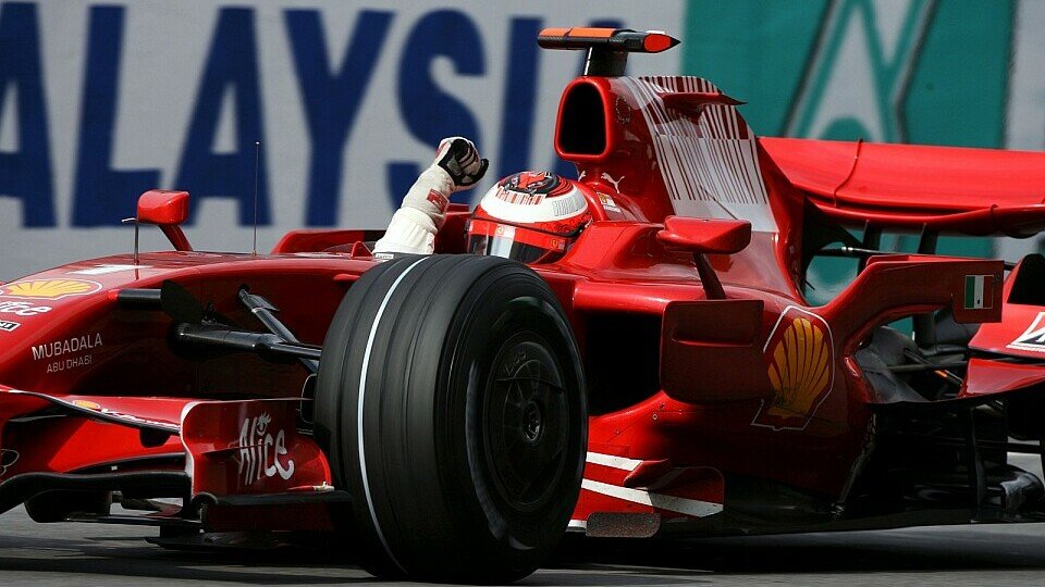 Kimi Räikkönen lieferte die rote Antwort., Foto: Sutton