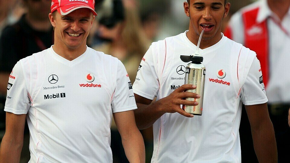 Lewis Hamilton und Heikki Kovalainen wissen BMW einzuschätzen, Foto: Sutton