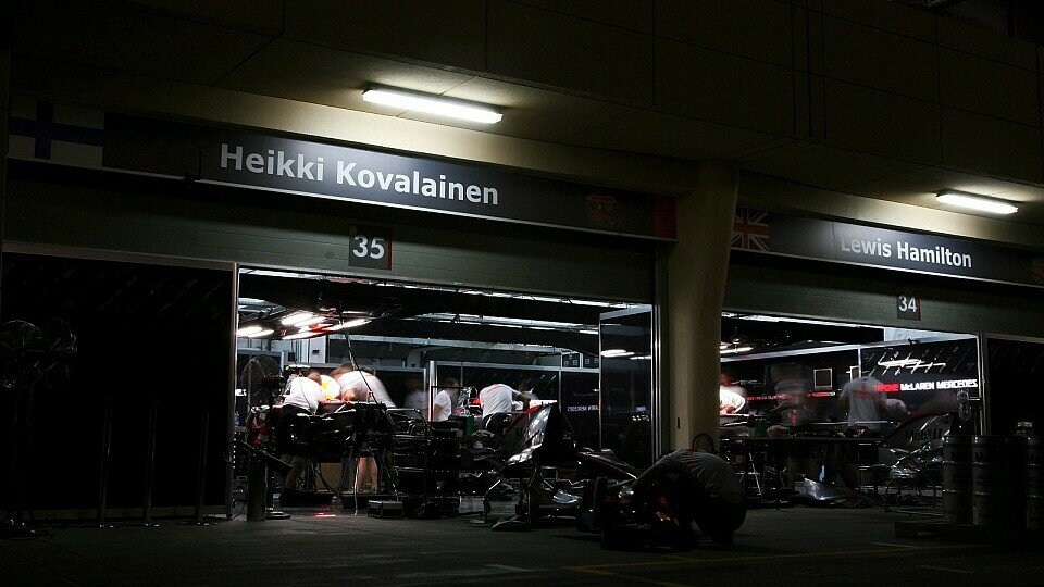 Bei McLaren wird am Tag für die Nacht geschlafen, Foto: Sutton
