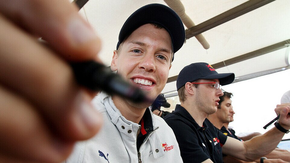 Sebastian Vettel hat gut lachen., Foto: GEPA
