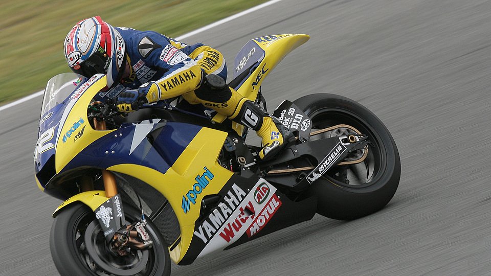 James Toseland sieht seine Fahrweise nicht als zu aggressiv, Foto: Yamaha