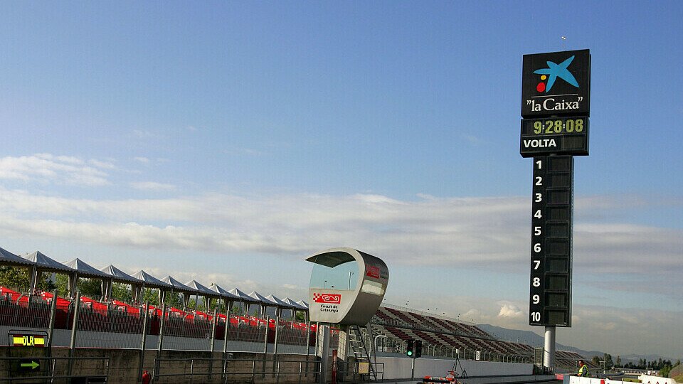 Der F1-Tross macht in Spanien Station, Foto: Sutton