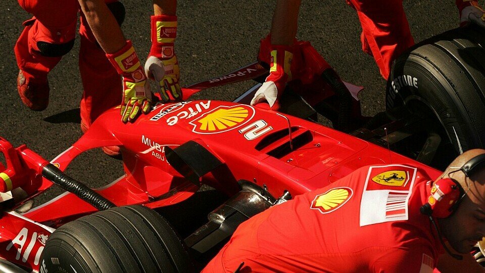 Das Leck zu den Ferrari-Löchern ist anscheinend doch nicht so Besorgnis erregend, Foto: Sutton