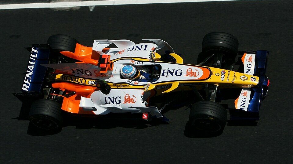 Fernando Alonso startet mal wieder fast ganz vorne., Foto: Sutton