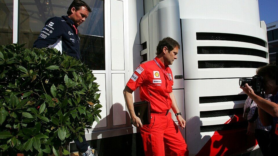 Ferraris technischer Direktor, Aldo Costa, hat alles unter Kontrolle., Foto: Sutton