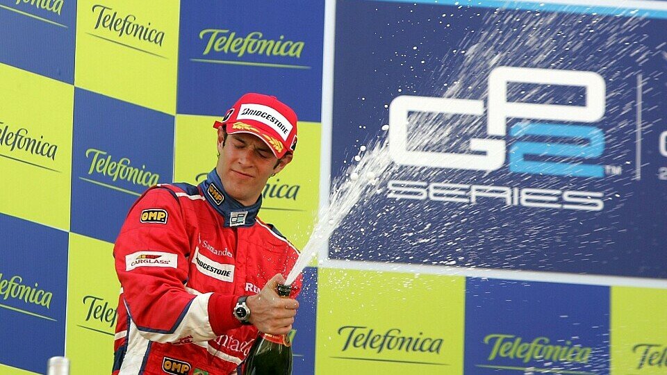 Bruno Senna feierte seinen nächsten Sieg, Foto: Bumstead/Sutton Bruno Senna feierte seinen nächsten Sieg, Foto: Bumstead/Sutton