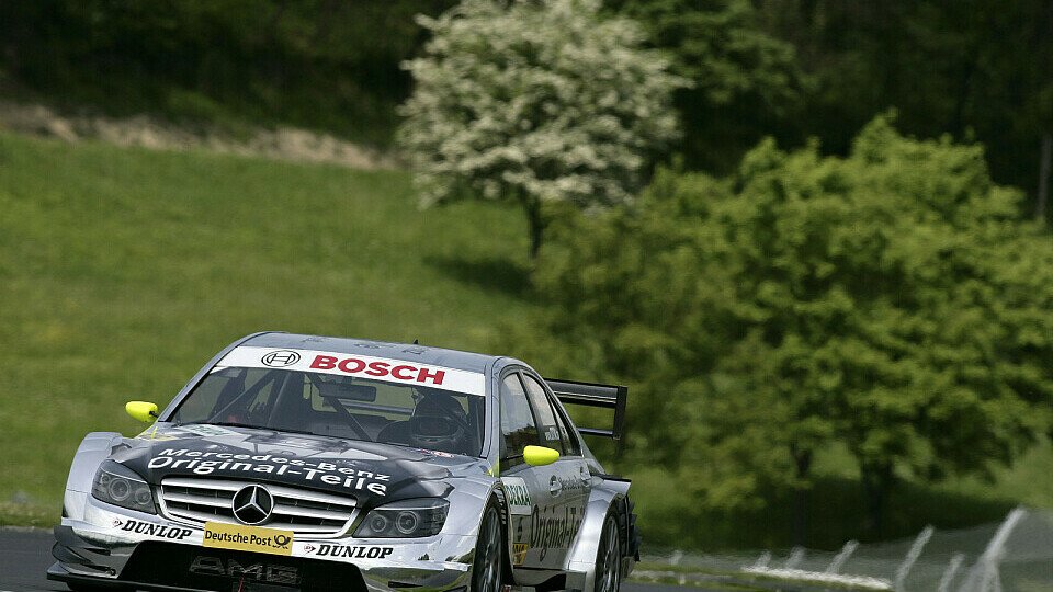 Bernd Schneider fuhr die drittbeste Zeit im zweiten Test, Foto: DTM