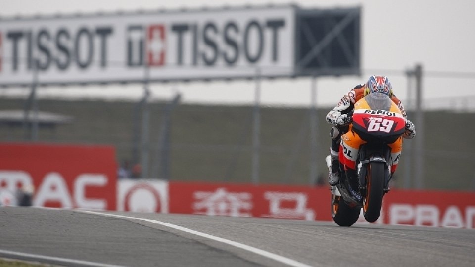 Nicky Hayden muss weiter auf den neuen Motor warten, Foto: Honda