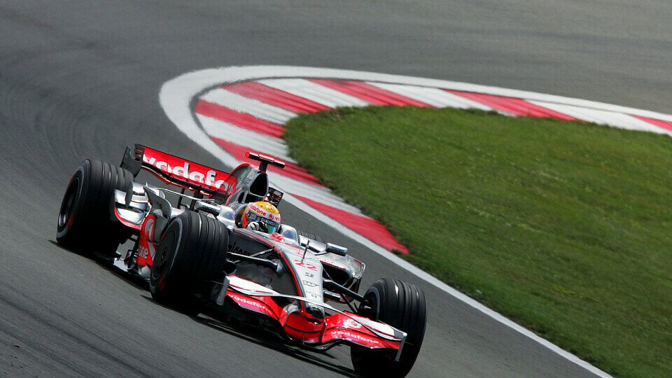 McLaren ist auf der Jagd nach Ferrari., Foto: Sutton