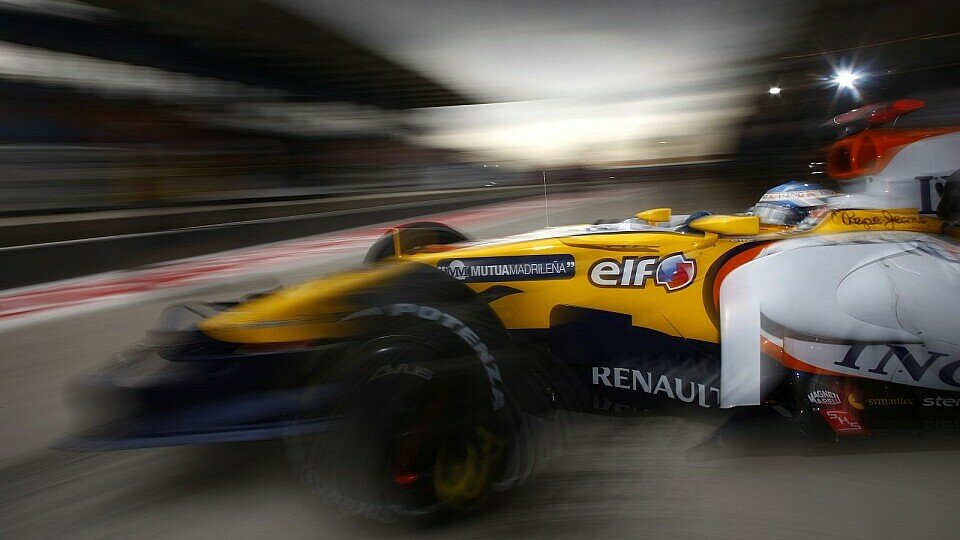 Fernando Alonso wil vor allem eins: ins Ziel kommen., Foto: RenaultF1